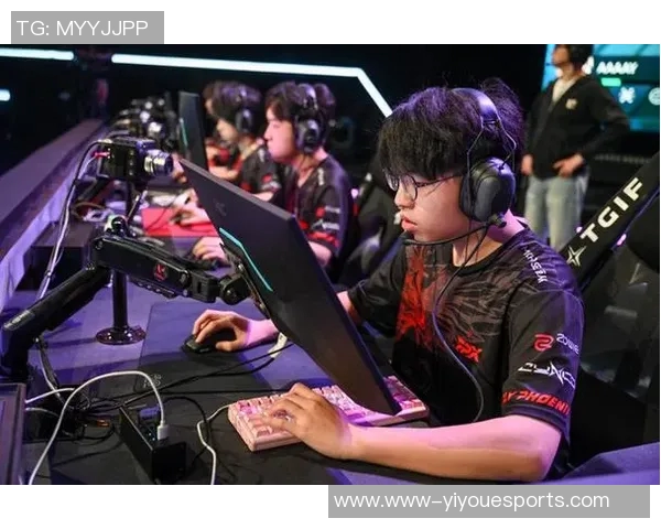 电竞新闻深入解析FPX战队在DOTA2中的进攻策略与战术布局